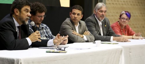 24042014-160949-virgilio