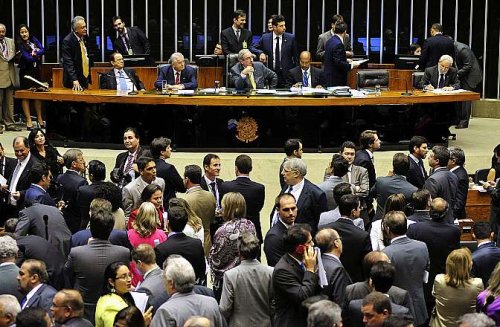 09042015-100051-camaraaprova