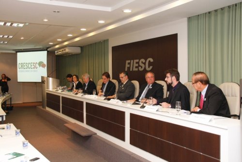 28052014-111812-fiesc
