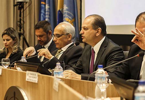 Fechada com Ricardo Barros, CIT rifa o principal programa de saúde do SUS. Foto: FL Barcelos/Conasems.