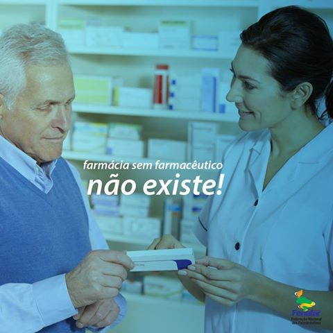 18112014-170714-farmaceuticonafarmacia